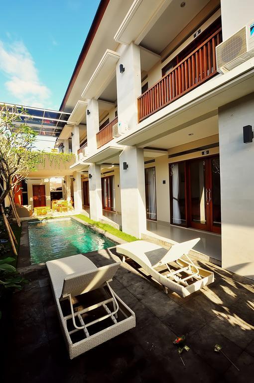 Alia Home Denpasar  Luaran gambar