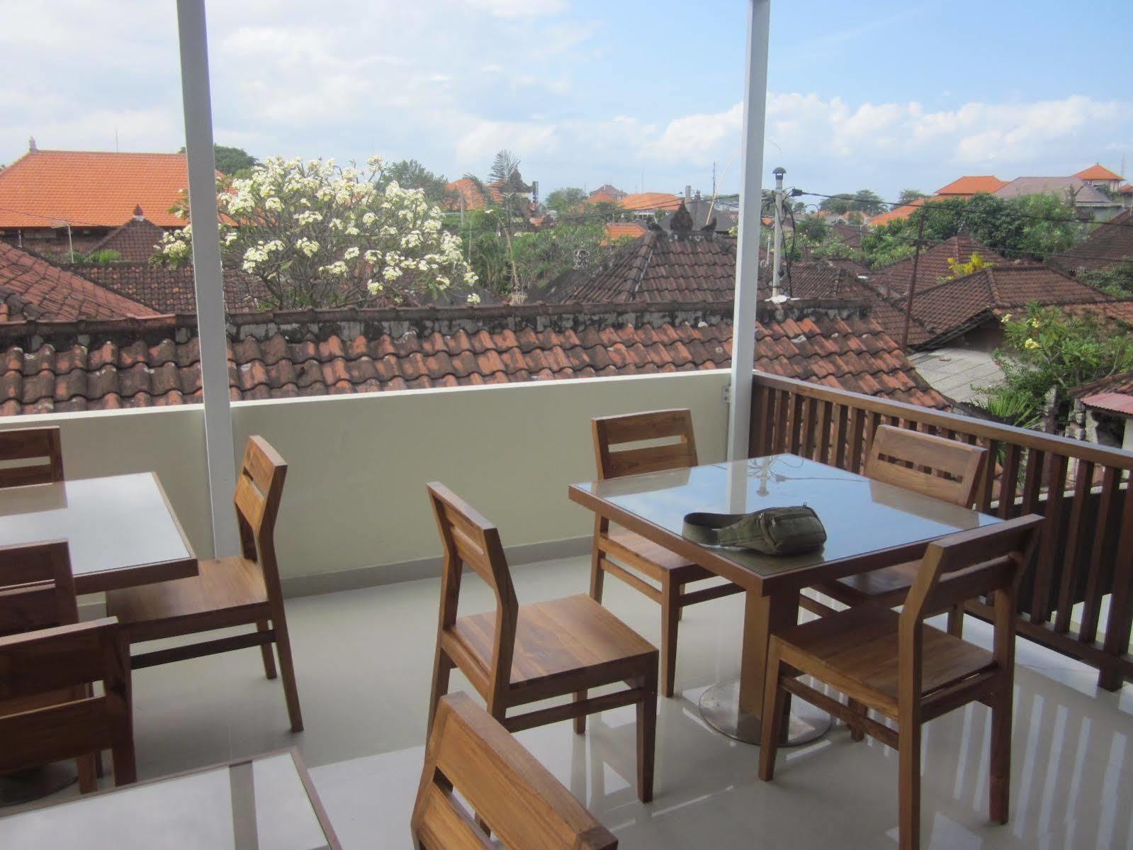 Alia Home Denpasar  Luaran gambar