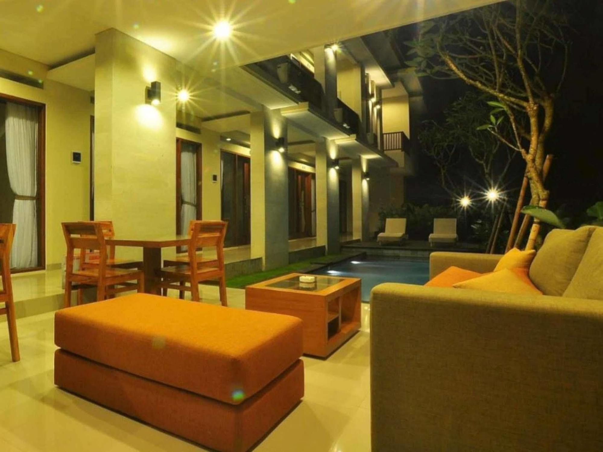 Alia Home Denpasar  Luaran gambar